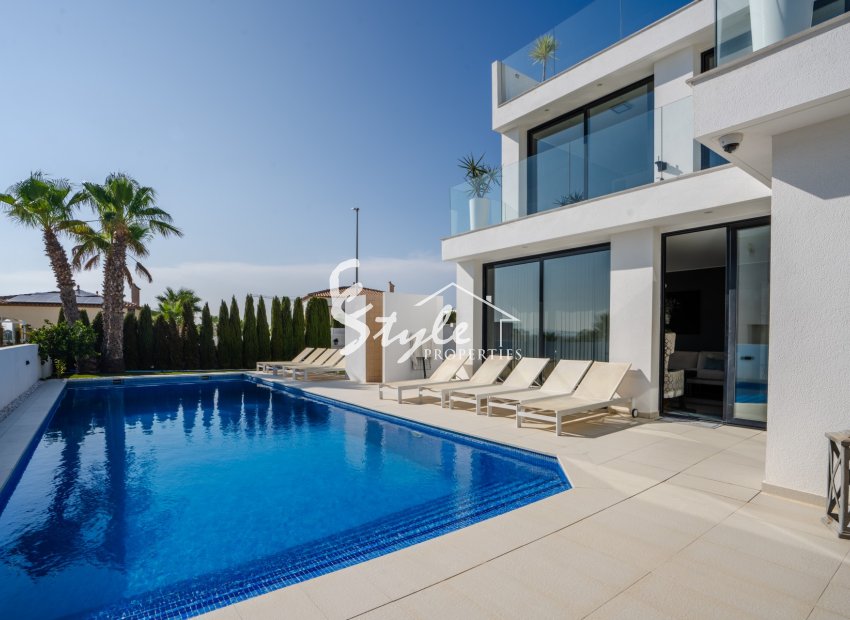 Resale - Villa - San Fulgencio - La Marina