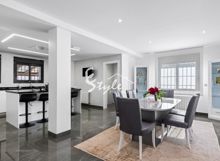 Resale - Villa - San Juan Alicante - Frank Espinós