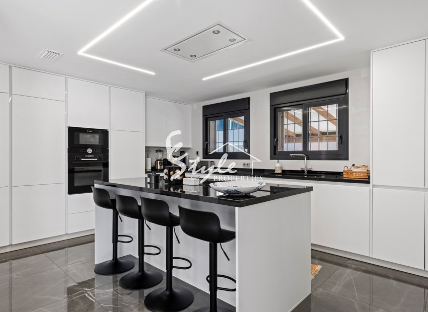 Resale - Villa - San Juan Alicante - Frank Espinós