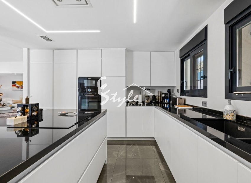 Resale - Villa - San Juan Alicante - Frank Espinós