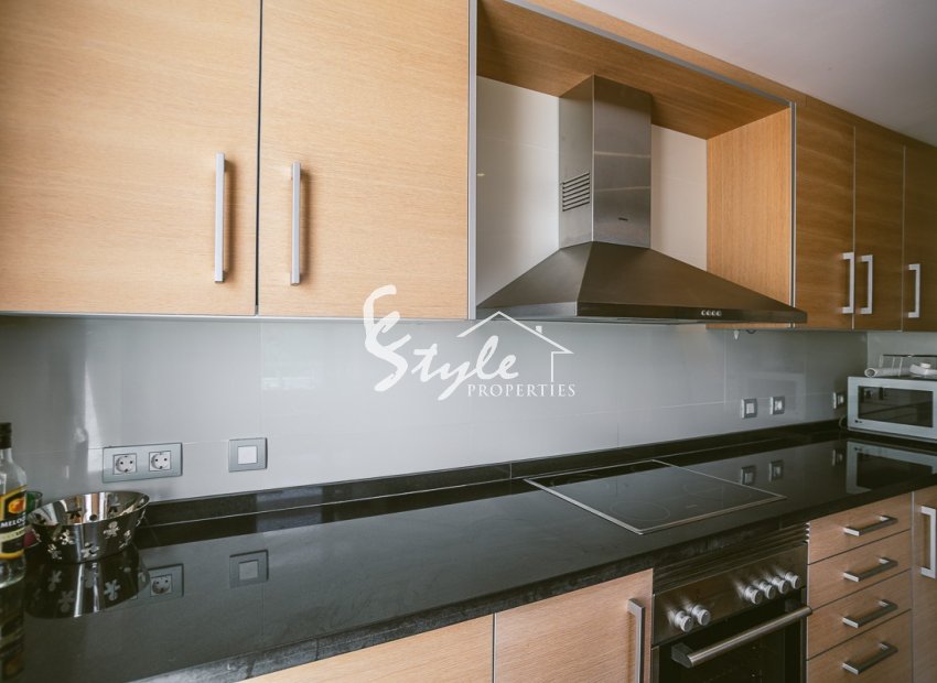 Resale - Villa - San Miguel De Salinas - Las Colinas Golf