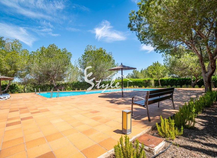 Resale - Villa - San Miguel De Salinas - Las Colinas Golf