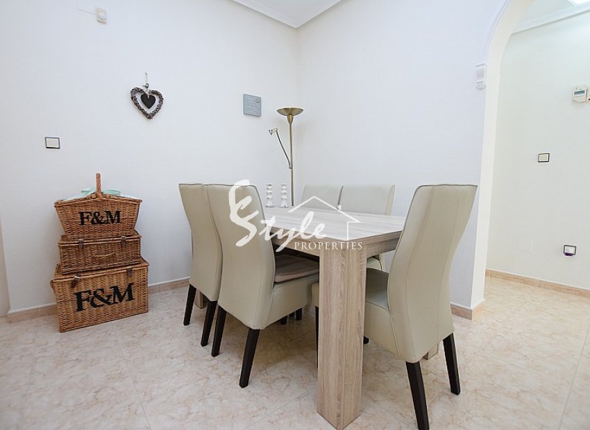 Resale - Villa - San Miguel De Salinas