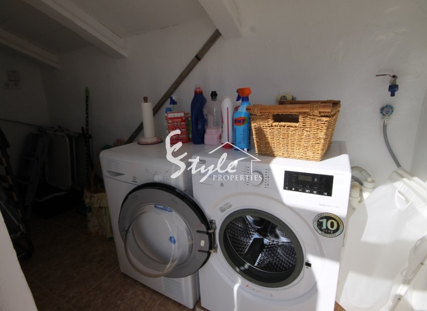 Resale - Villa - San Miguel De Salinas