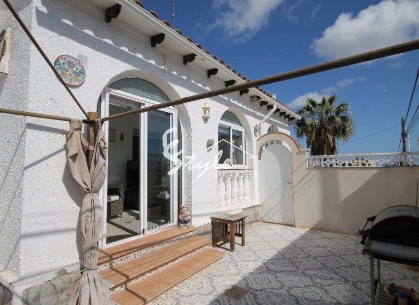 Resale - Villa - San Miguel De Salinas