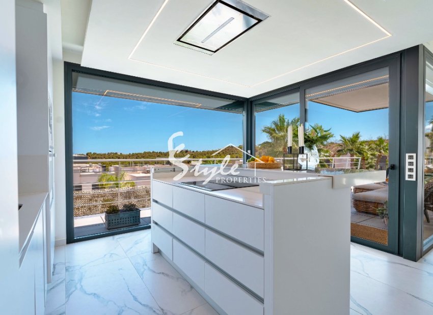 Resale - Villa - San Miguel De Salinas