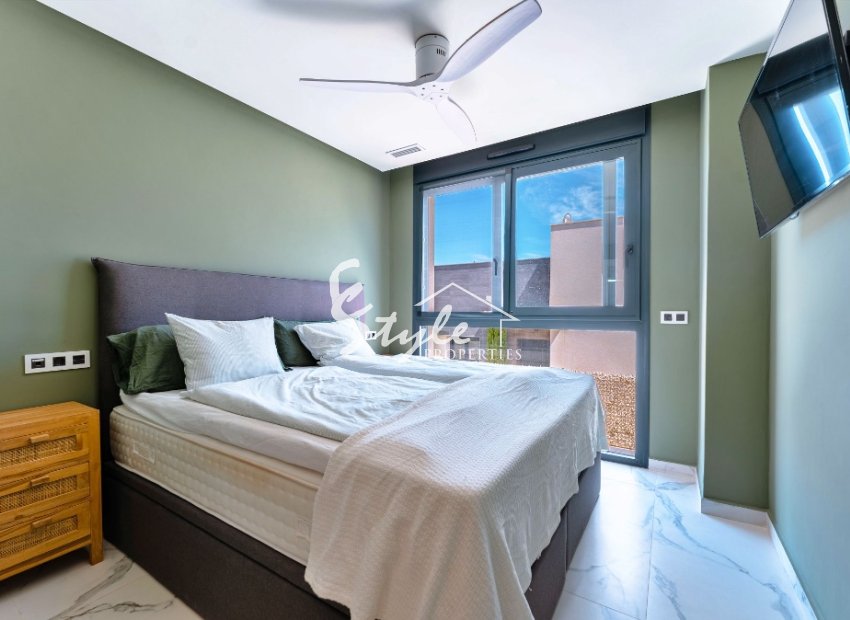 Resale - Villa - San Miguel De Salinas