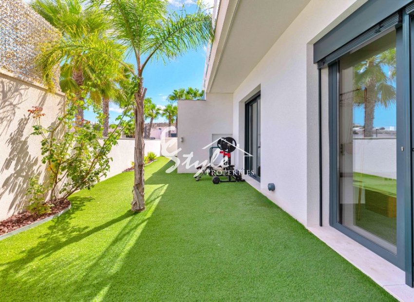 Resale - Villa - San Miguel De Salinas