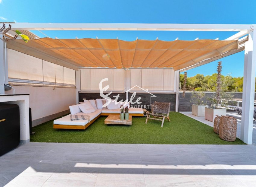 Resale - Villa - San Miguel De Salinas