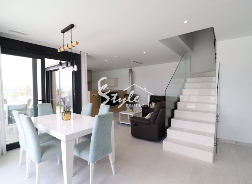 Resale - Villa - San Miguel De Salinas