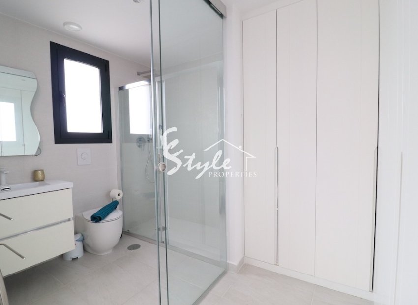 Resale - Villa - San Miguel De Salinas