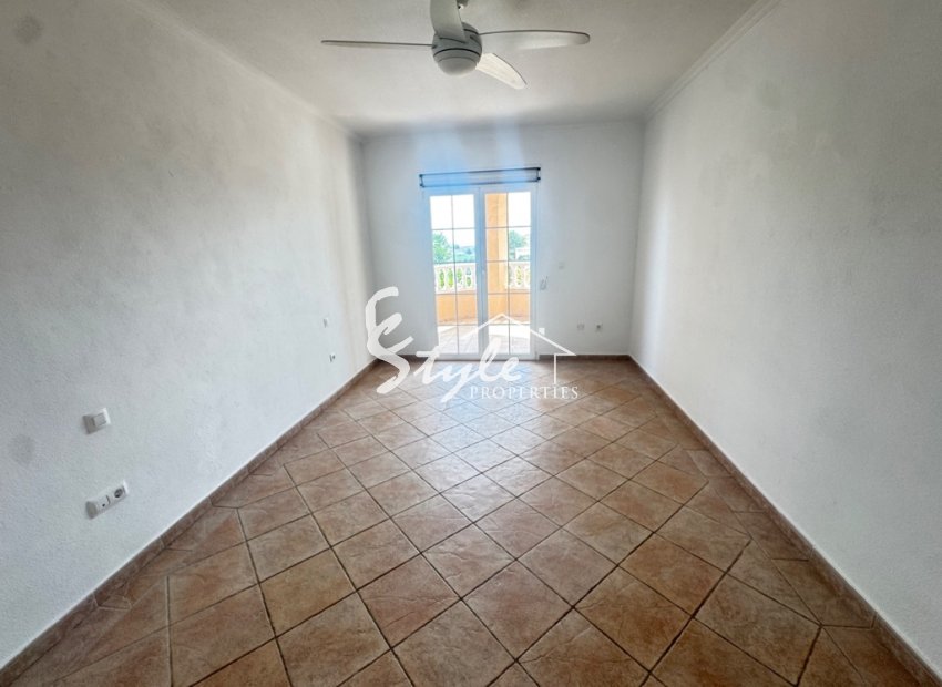 Resale - Villa - San Miguel De Salinas