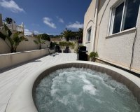 Resale - Villa - San Miguel De Salinas