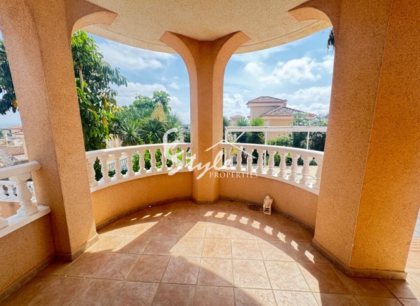 Resale - Villa - San Miguel - San Miguel De Salinas