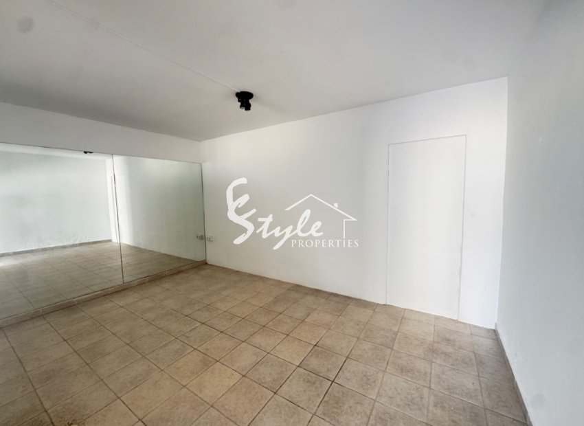 Resale - Villa - San Miguel - San Miguel De Salinas