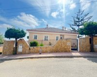 Resale - Villa - San Miguel - San Miguel De Salinas