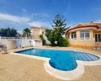 Resale - Villa - San Miguel - San Miguel De Salinas