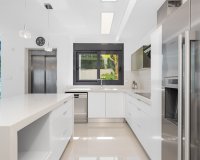 Resale - Villa - San Miguel - San Miguel De Salinas