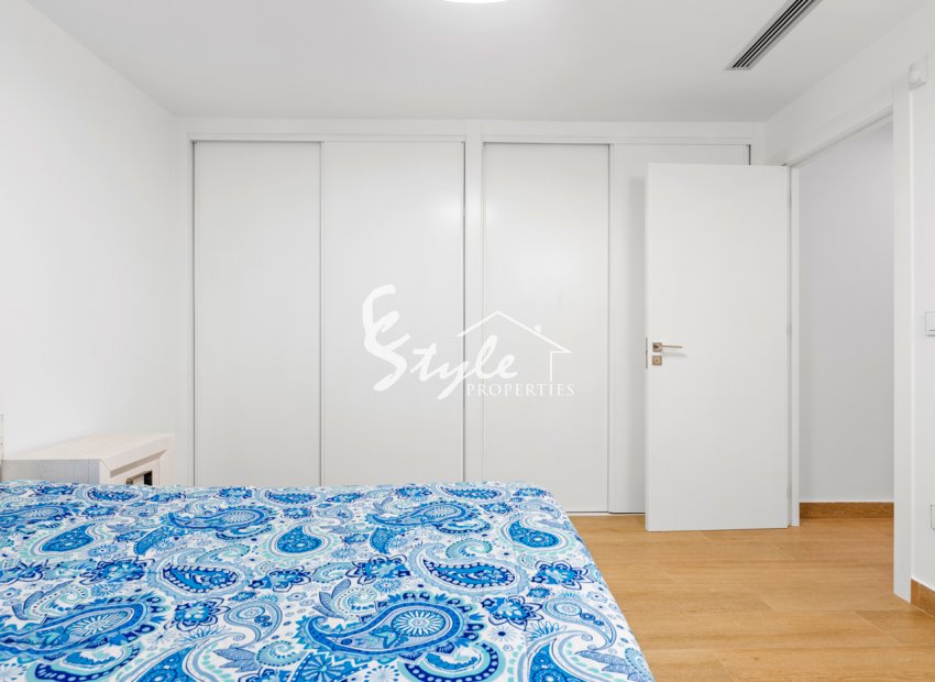 Resale - Villa - San Miguel - San Miguel De Salinas