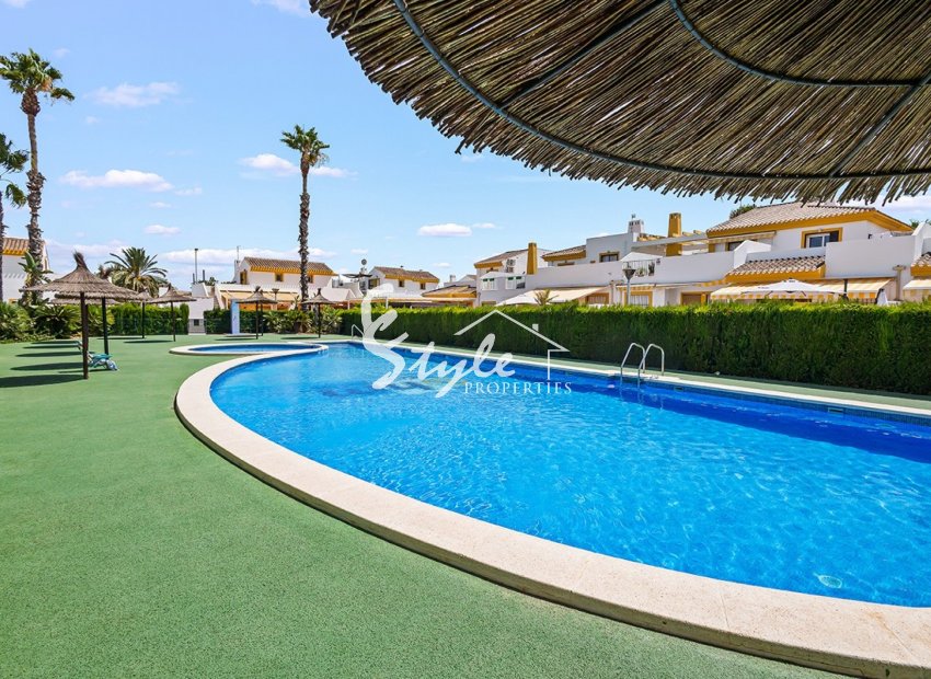 Resale - Villa - Torre de La Horadada - Pueblo Latino