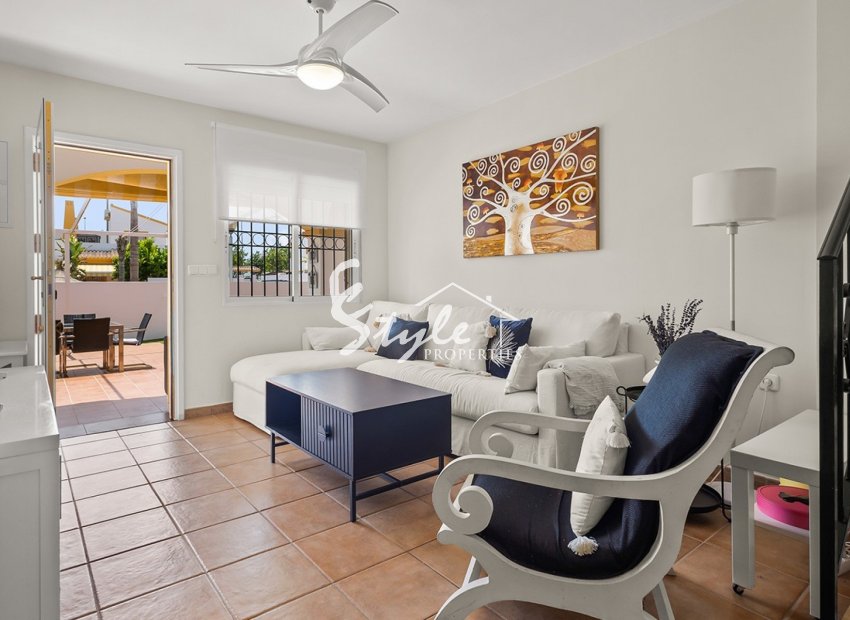 Resale - Villa - Torre de La Horadada - Pueblo Latino