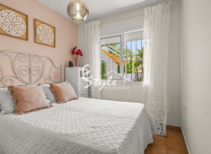 Resale - Villa - Torre de La Horadada - Pueblo Latino