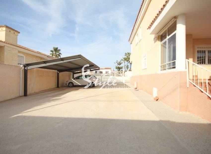 Resale - Villa - Torrevieja - Aguas Nuevas