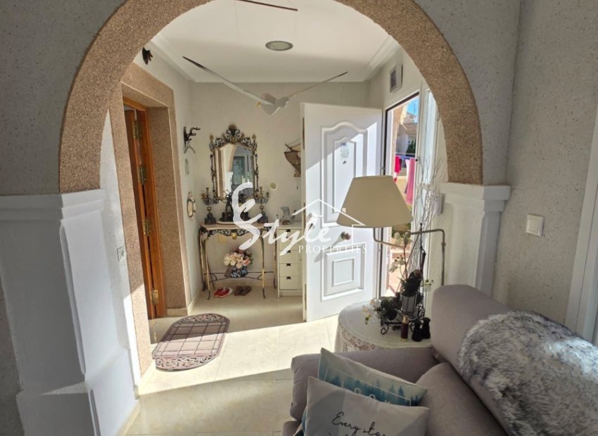 Resale - Villa - Torrevieja - Aguas Nuevas