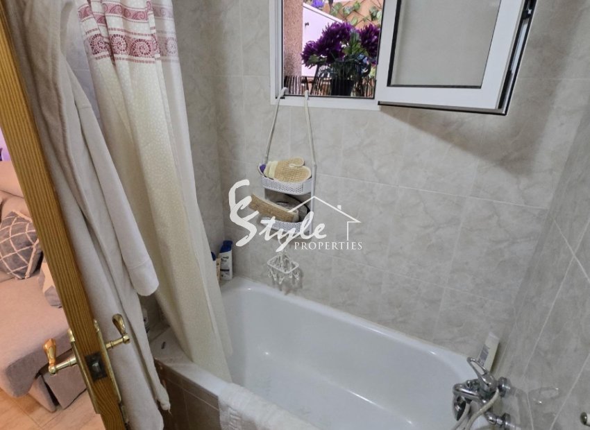 Resale - Villa - Torrevieja - Aguas Nuevas