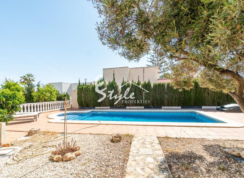 Resale - Villa - Torrevieja - Cala de cabo cervera
