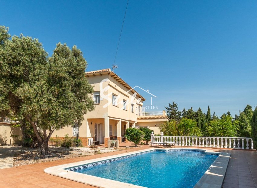 Resale - Villa - Torrevieja - Cala de cabo cervera