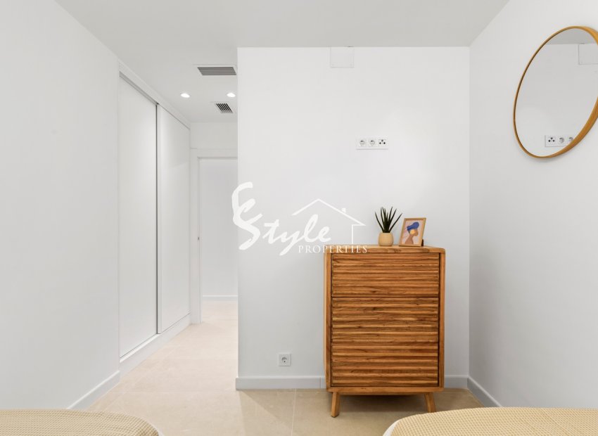 Resale - Villa - Torrevieja - El Chaparal