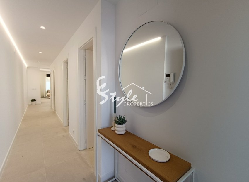 Resale - Villa - Torrevieja - El Chaparal