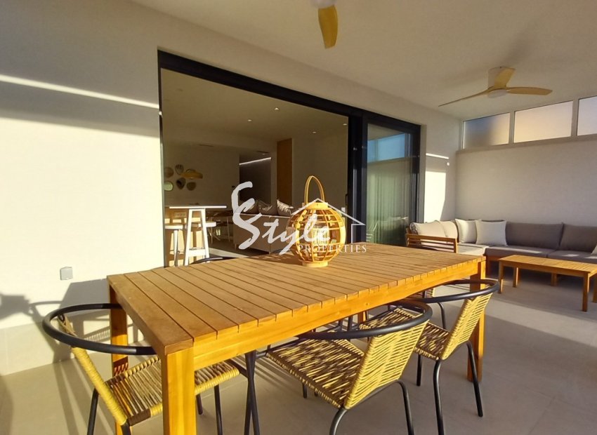 Resale - Villa - Torrevieja - El Chaparal