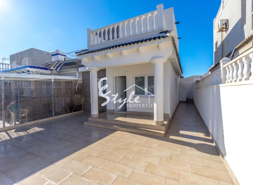 Resale - Villa - Torrevieja - El Chaparal