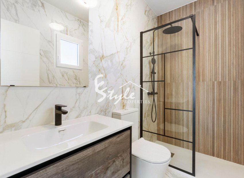 Resale - Villa - Torrevieja - El Chaparal