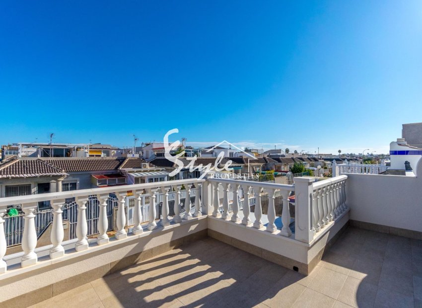 Resale - Villa - Torrevieja - El Chaparal