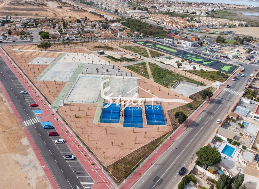 Resale - Villa - Torrevieja - El Chaparal