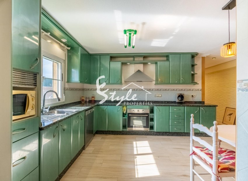 Resale - Villa - Torrevieja - El Chaparal