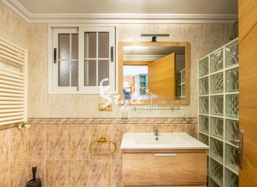 Resale - Villa - Torrevieja - El Chaparal