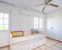 Resale - Villa - Torrevieja - El Chaparal