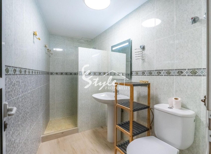 Resale - Villa - Torrevieja - El Chaparal