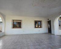 Resale - Villa - Torrevieja - El Chaparal