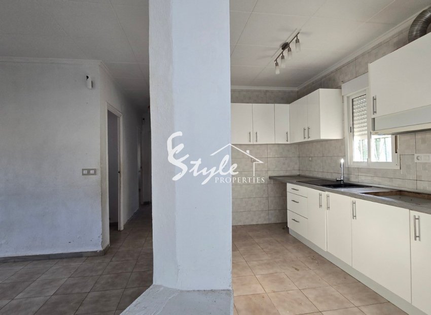 Resale - Villa - Torrevieja - El Chaparal