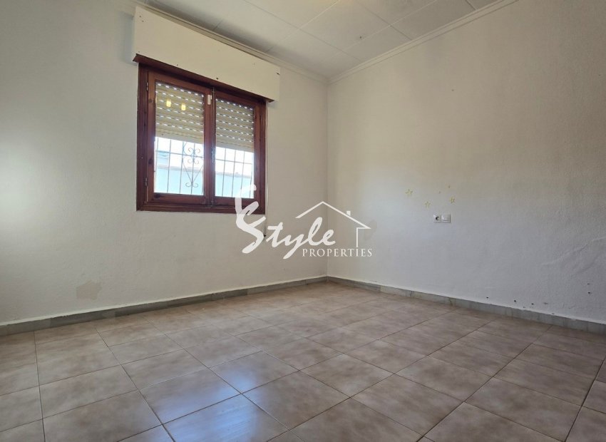 Resale - Villa - Torrevieja - El Chaparal