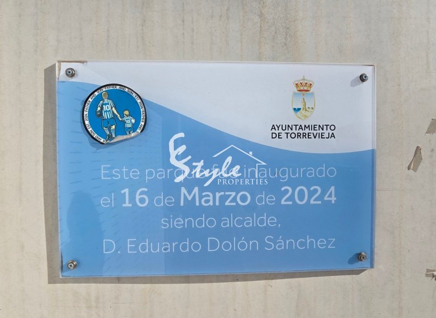 Resale - Villa - Torrevieja - El Chaparal