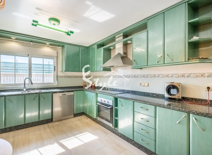 Resale - Villa - Torrevieja - El Chaparal