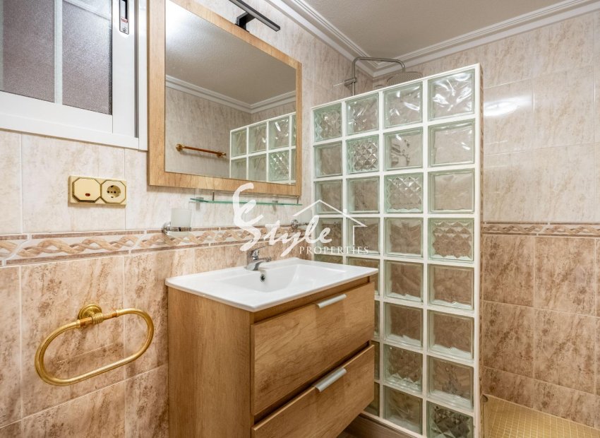 Resale - Villa - Torrevieja - El Chaparal