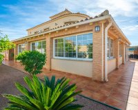 Resale - Villa - Torrevieja - El Chaparal