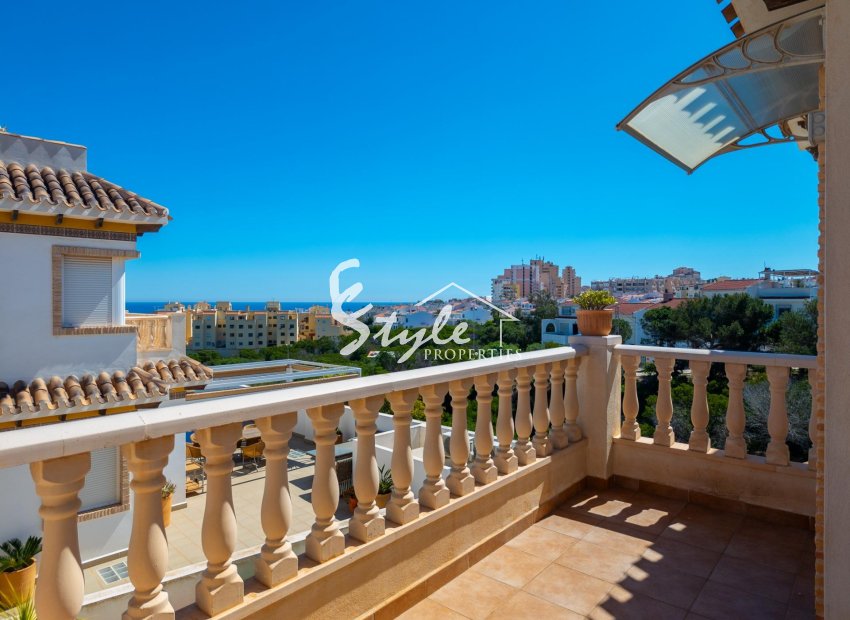 Resale - Villa - Torrevieja - La Mata